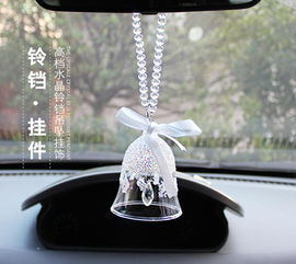 新款水晶鈴鐺汽車掛飾 圣誕風(fēng)鈴汽車掛件車載鈴鐺飾品